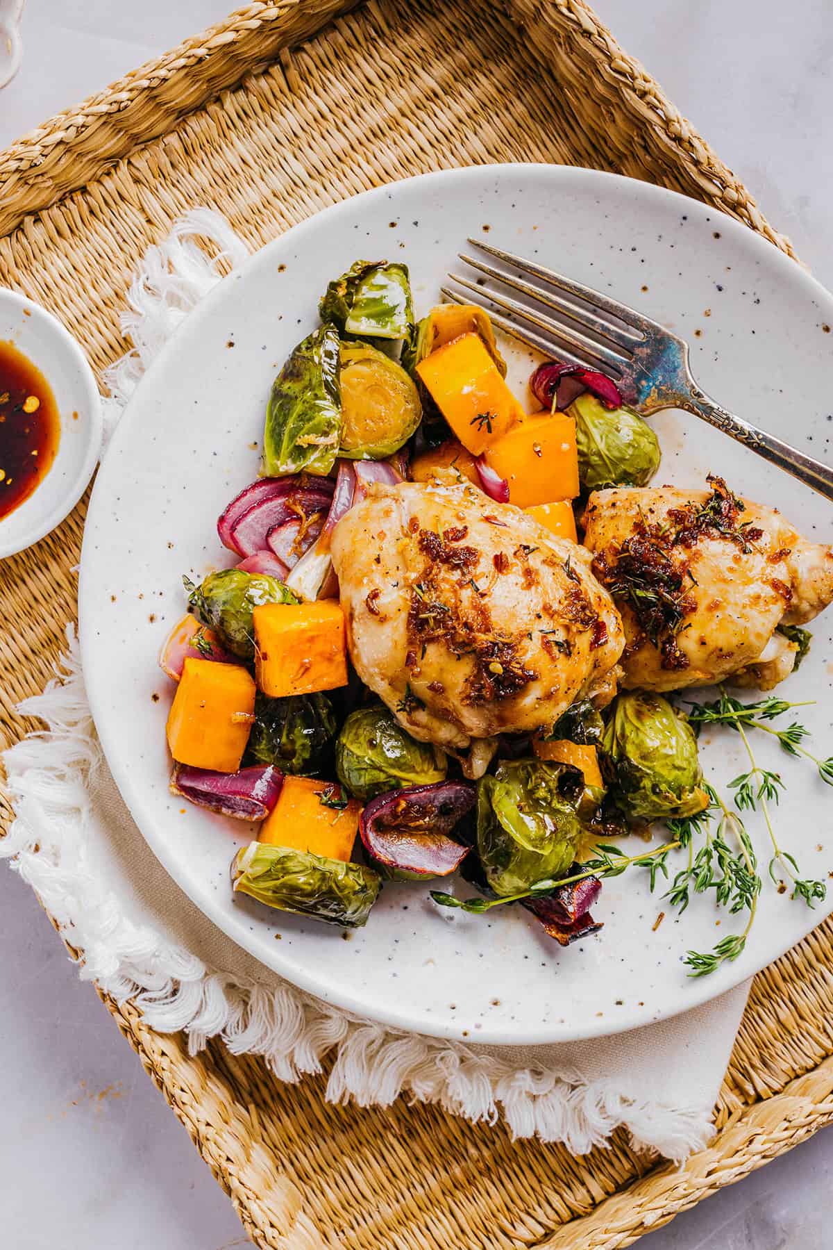 This Sheet Pan Maple Glazed Chicken with Vegetables is healthy, delicious and easily made all on one pan in just 30 minutes! The most flavorful weeknight dinner that is perfect for your fall meal prep!